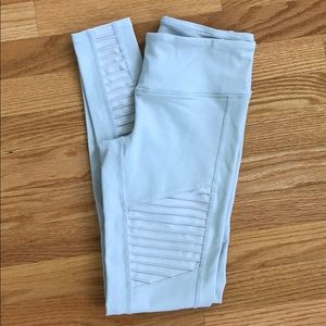ALO Yoga Moto Legging